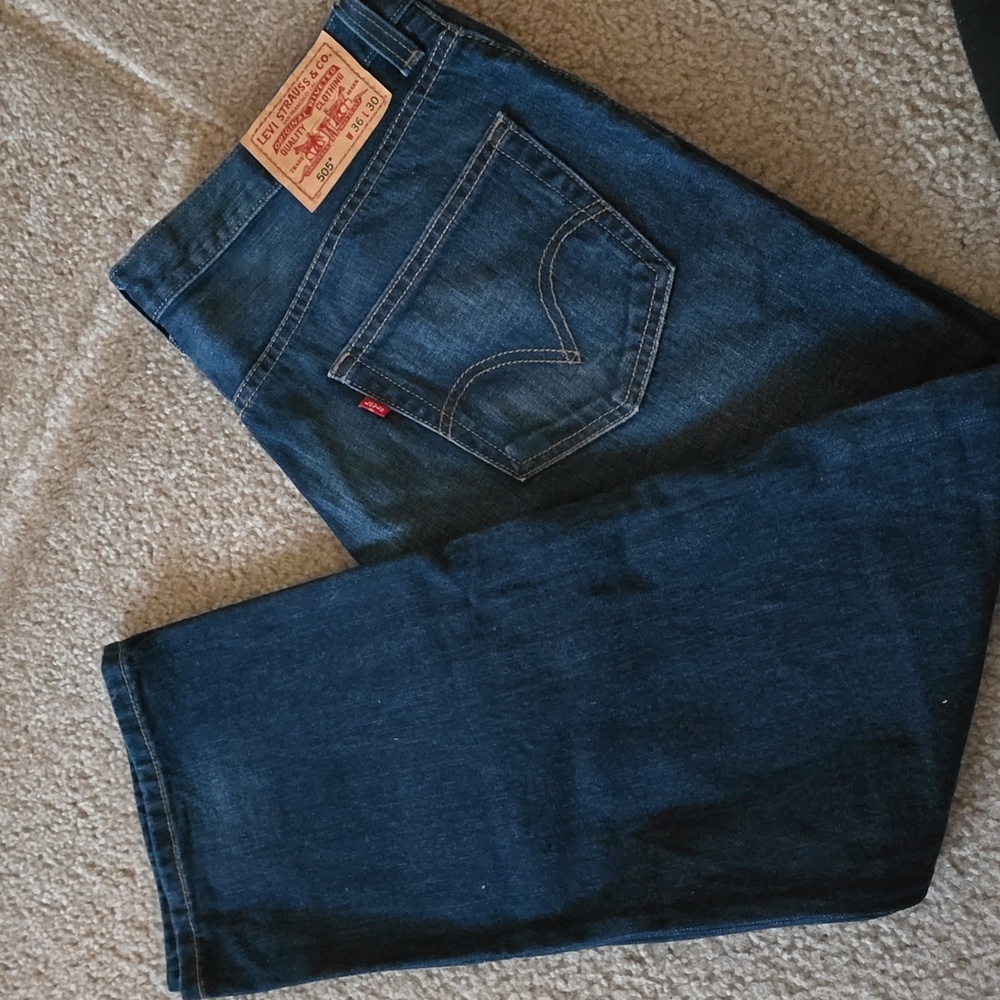 Levi's